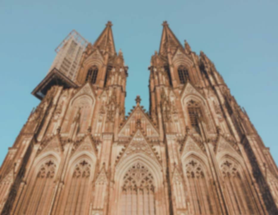 Dom auf vorne